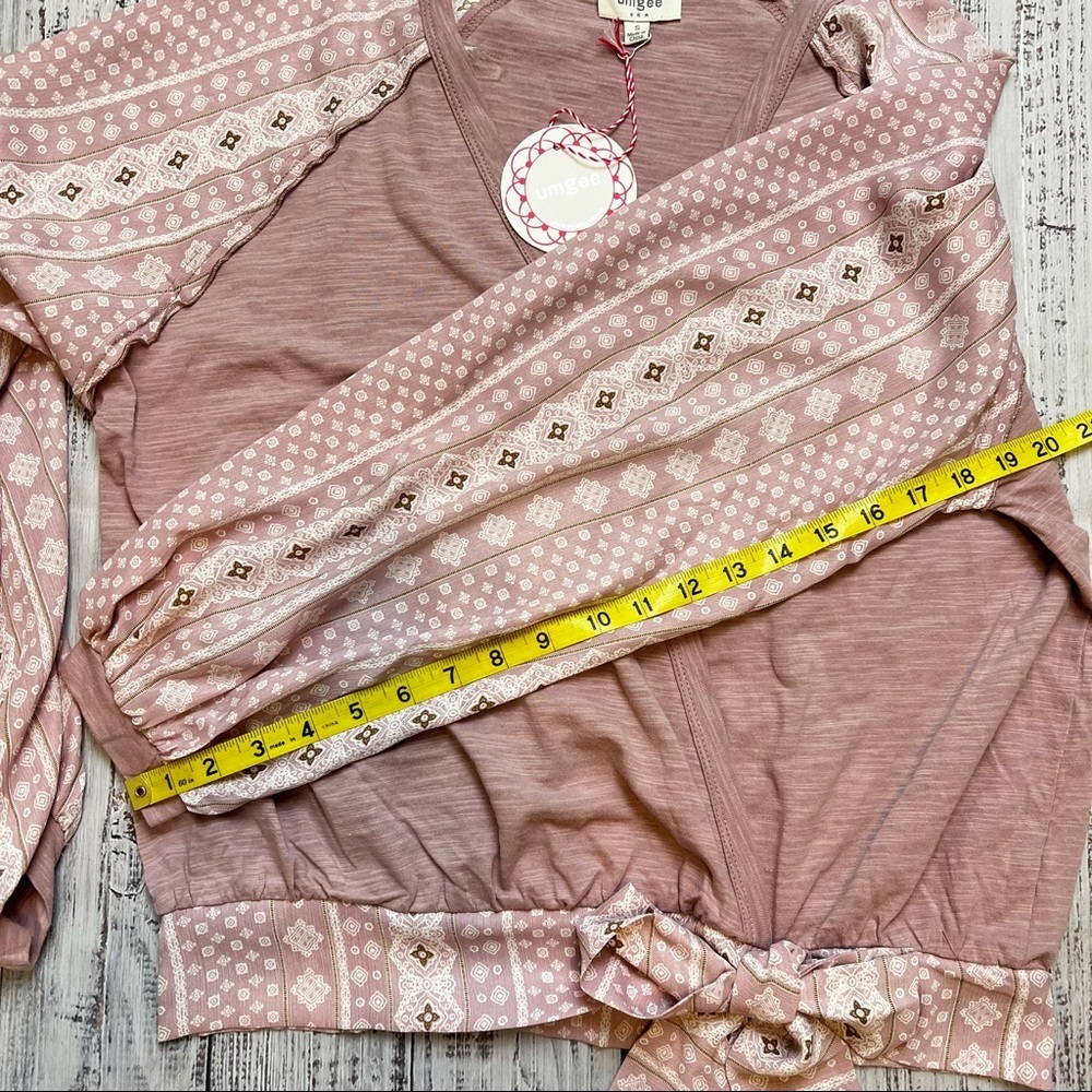 Umgee Long Sleeve Faux Wrap Top. Size Small. NWT - Picture 6 of 8